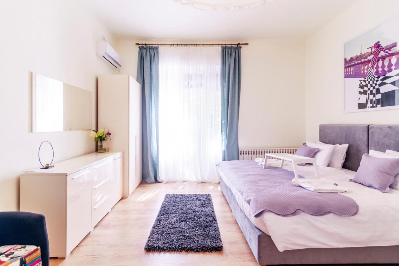 Jevrejska-Central Studio Novi Sad Esterno foto